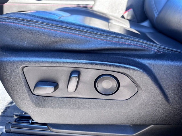 2023 Chevrolet Suburban 4WD RST