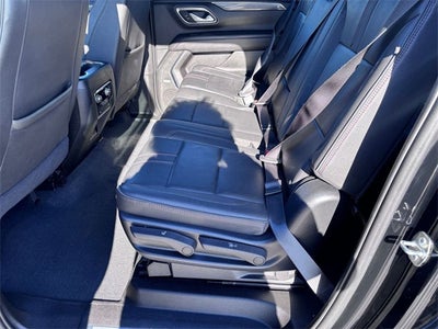 2023 Chevrolet Suburban 4WD RST