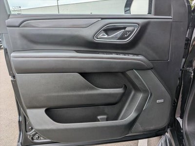 2023 Chevrolet Suburban 4WD RST