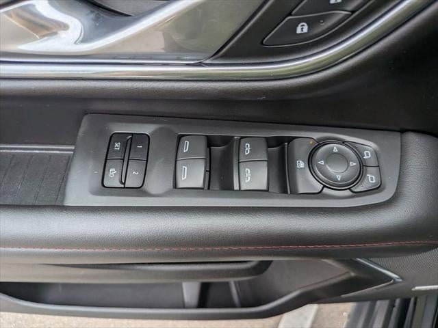 2023 Chevrolet Suburban 4WD RST