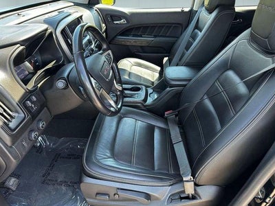 2022 GMC Canyon 4WD Crew Cab Short Box Denali