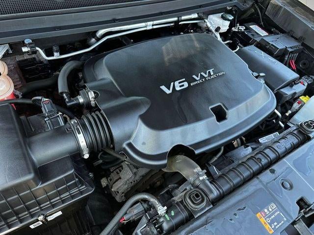 2022 GMC Canyon 4WD Crew Cab Short Box Denali