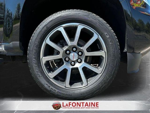 2022 GMC Canyon 4WD Crew Cab Short Box Denali