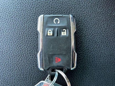 2022 GMC Canyon 4WD Crew Cab Short Box Denali