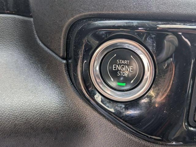 2024 GMC Sierra 1500 4WD Crew Cab Short Box Elevation with 3SB