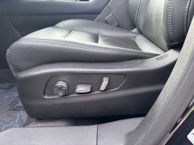 2025 Cadillac XT4 FWD Premium Luxury