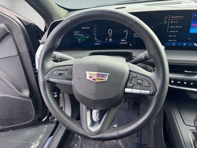 2025 Cadillac XT4 FWD Premium Luxury