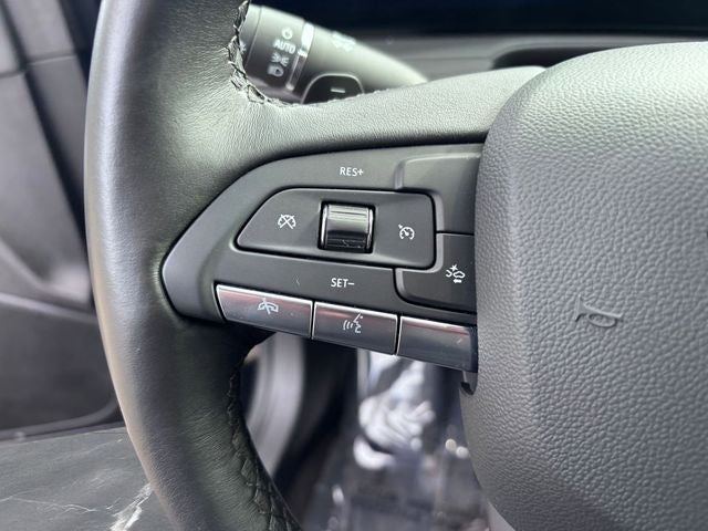 2025 Cadillac XT4 FWD Premium Luxury