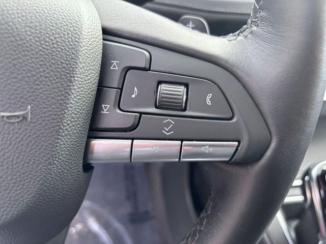 2025 Cadillac XT4 FWD Premium Luxury