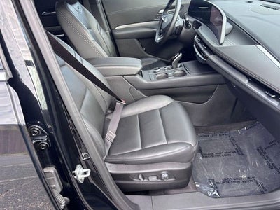 2025 Cadillac XT4 FWD Premium Luxury