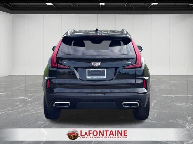 2025 Cadillac XT4 FWD Premium Luxury