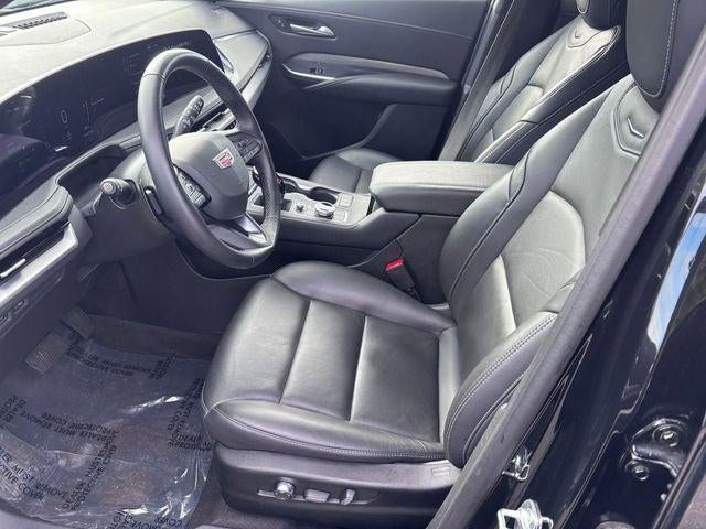 2025 Cadillac XT4 FWD Premium Luxury