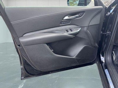 2025 Cadillac XT4 FWD Premium Luxury