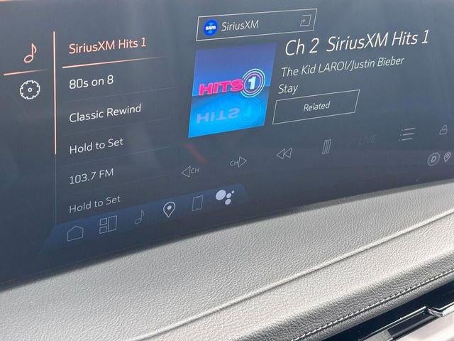 2025 Cadillac XT4 FWD Premium Luxury