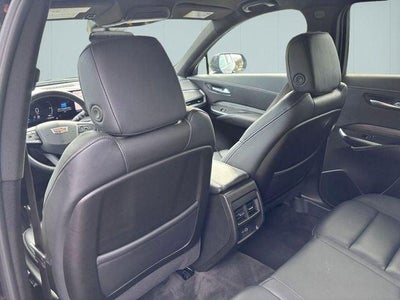 2025 Cadillac XT4 FWD Premium Luxury