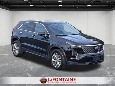 2025 Cadillac XT4 FWD Premium Luxury