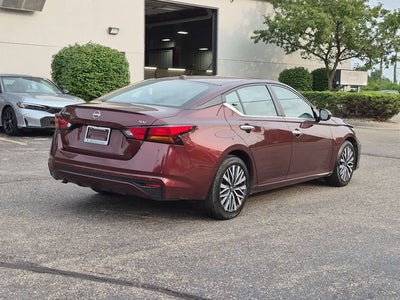 2023 Nissan Altima SV FWD