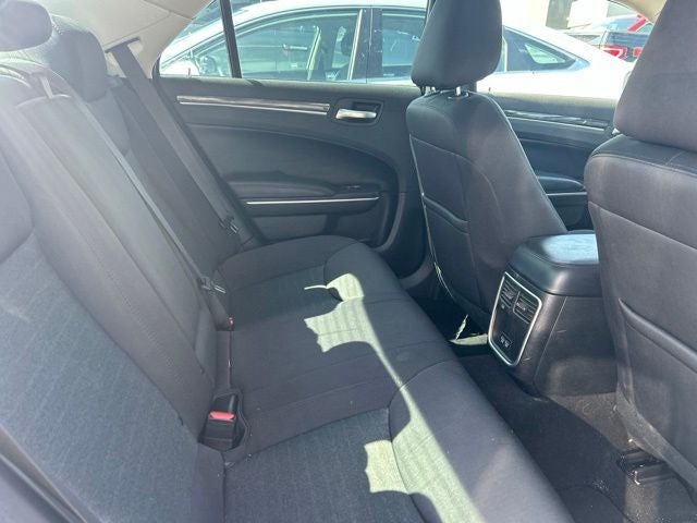 2021 Chrysler 300 Touring