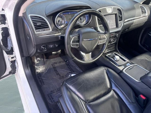 2019 Chrysler 300 Touring L AWD