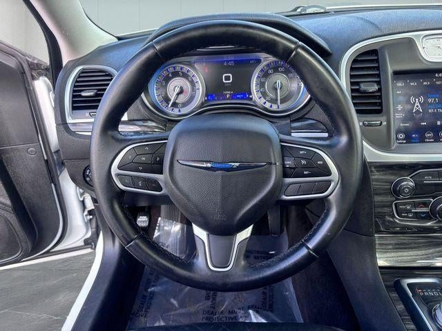 2019 Chrysler 300 Touring L AWD