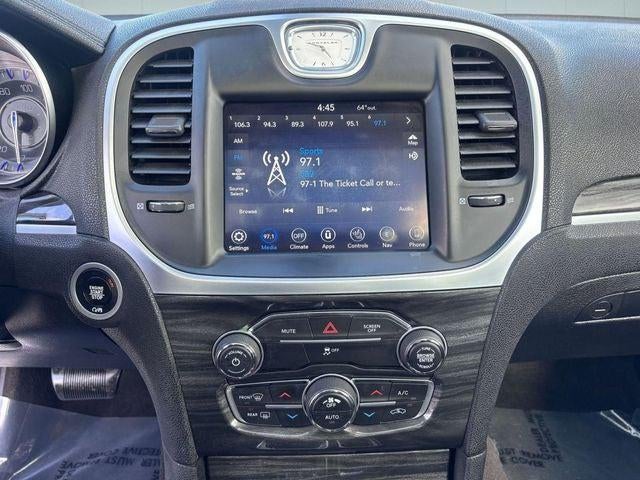 2019 Chrysler 300 Touring L AWD