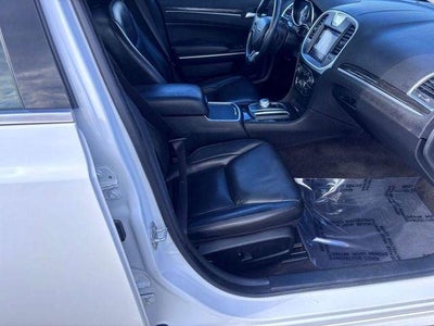 2019 Chrysler 300 Touring L AWD