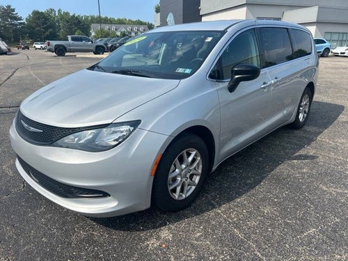 2024 Chrysler Voyager LX