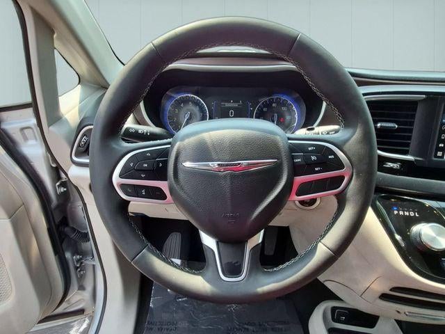 2024 Chrysler Voyager LX