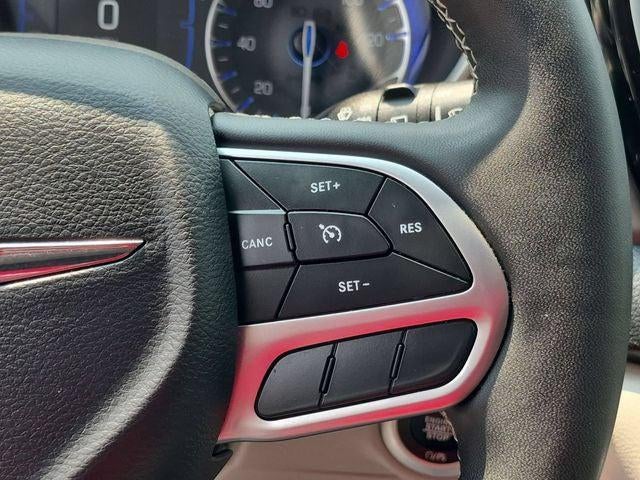 2024 Chrysler Voyager LX