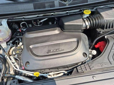 2024 Chrysler Voyager LX