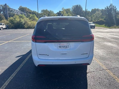 2025 Chrysler Pacifica Limited