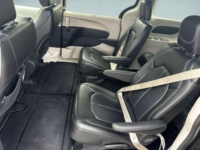 2023 Chrysler Pacifica Touring L AWD