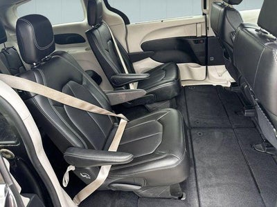 2023 Chrysler Pacifica Touring L AWD