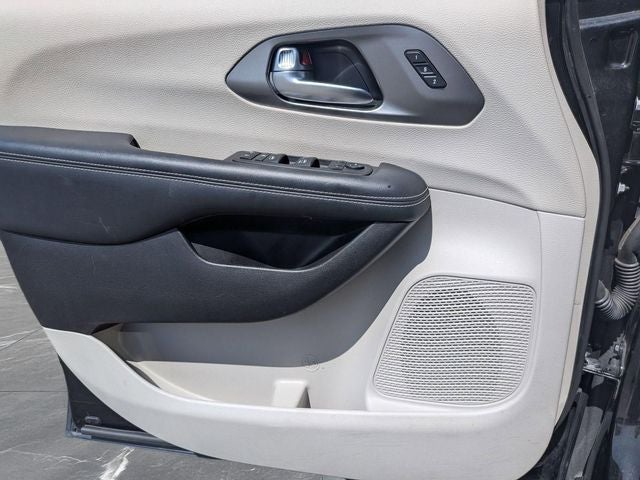 2023 Chrysler Pacifica Touring L AWD