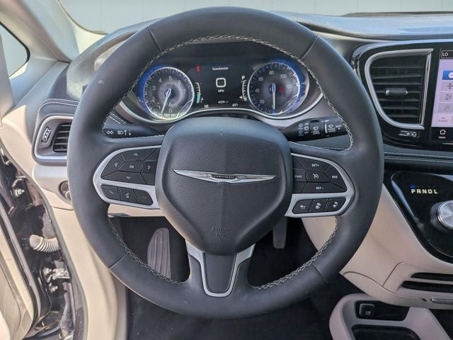 2023 Chrysler Pacifica Touring L AWD