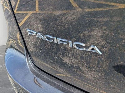 2023 Chrysler Pacifica Touring L AWD
