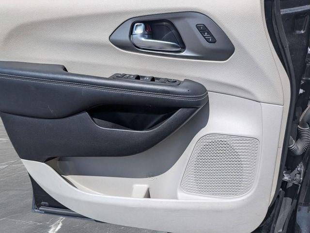 2023 Chrysler Pacifica Touring L AWD