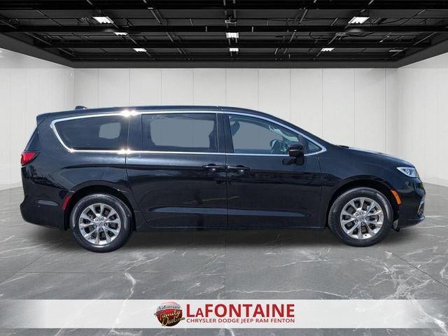 2023 Chrysler Pacifica Touring L AWD