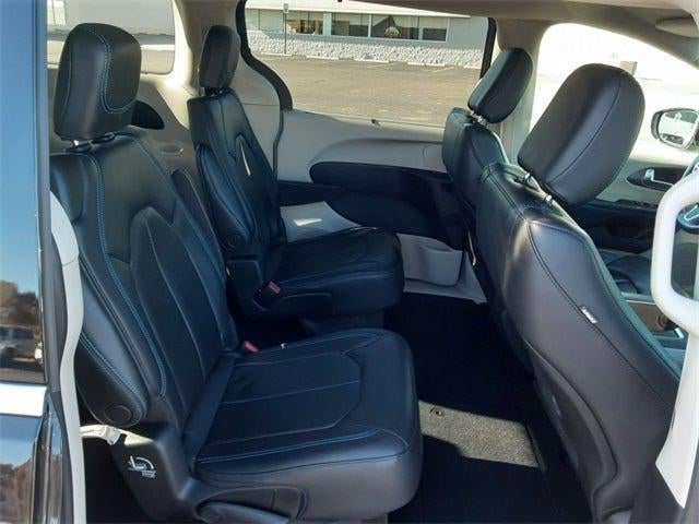 2021 Chrysler Pacifica Touring L AWD