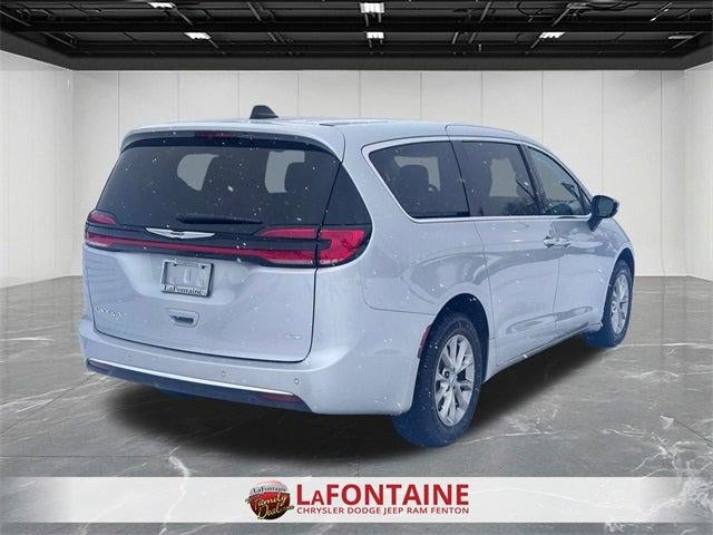 2023 Chrysler Pacifica Touring L AWD