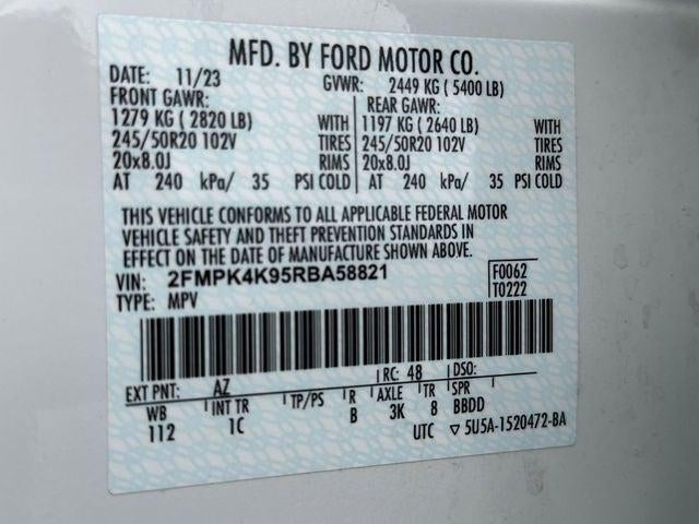 2024 Ford Edge Titanium