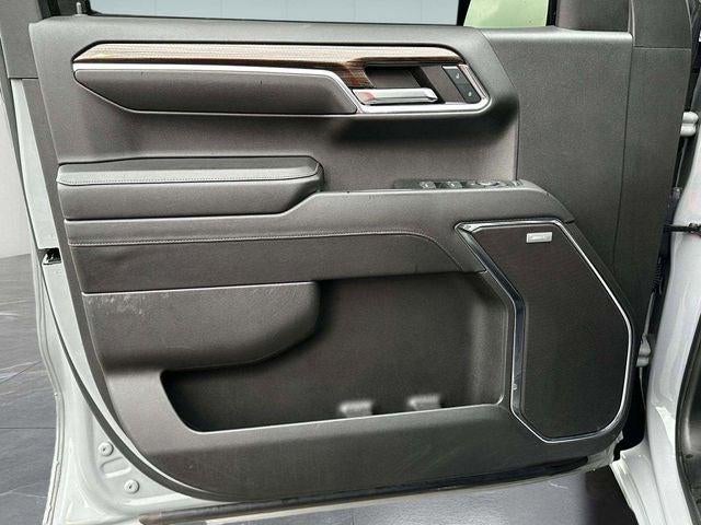2024 Chevrolet Silverado 1500 4WD Crew Cab Short Bed RST