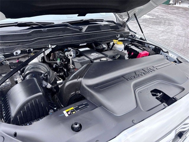 2023 RAM 3500 Laramie Crew Cab 4x4 6'4' Box