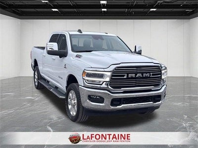 2023 RAM 3500 Laramie Crew Cab 4x4 6'4' Box