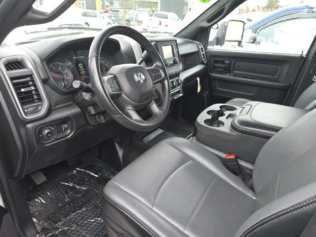 2024 RAM 3500 Tradesman Crew Cab 4x4 8' Box