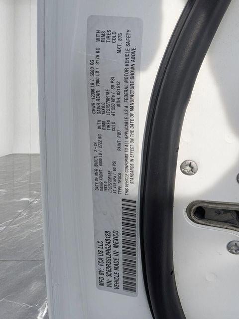 2024 RAM 3500 Tradesman Crew Cab 4x4 8' Box