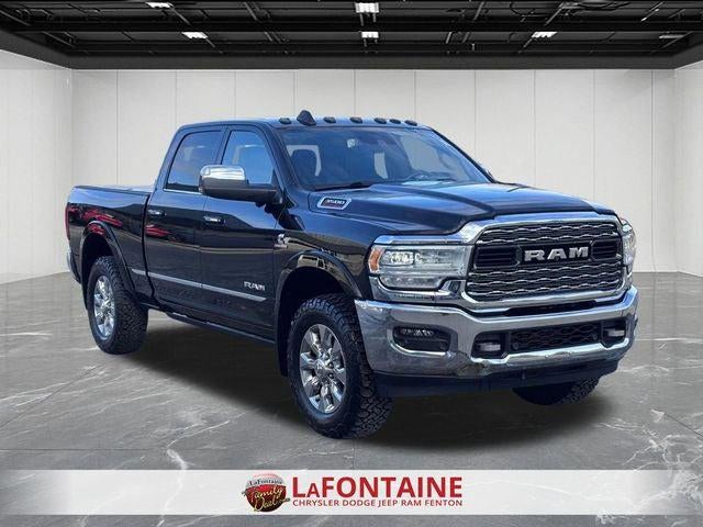 2022 RAM 3500 Limited Crew Cab 4x4 6'4' Box