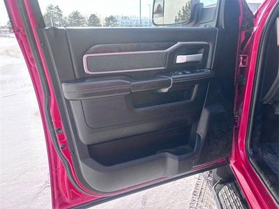 2021 RAM 3500 Big Horn Crew Cab 4x4 8' Box