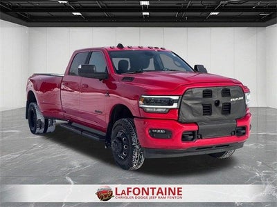 2021 RAM 3500 Big Horn Crew Cab 4x4 8' Box