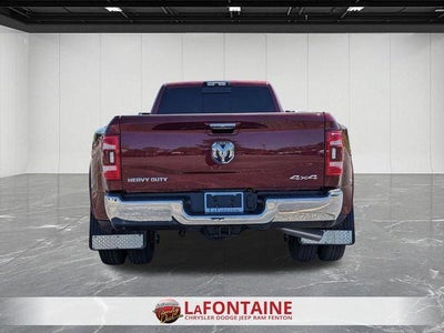 2020 RAM 3500 Laramie Crew Cab 4x4 8' Box